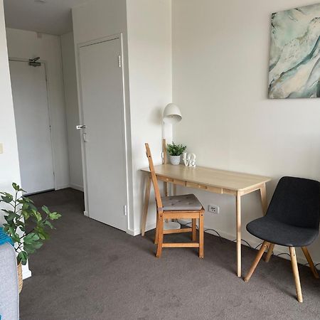 Qbn Cracker: 2Br, 2Ba, 2 Secure B/ Ment Car Parks Apartment Queanbeyan Exterior photo