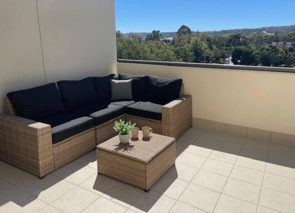 Qbn Cracker: 2Br, 2Ba, 2 Secure B/ Ment Car Parks Apartment Queanbeyan Exterior photo
