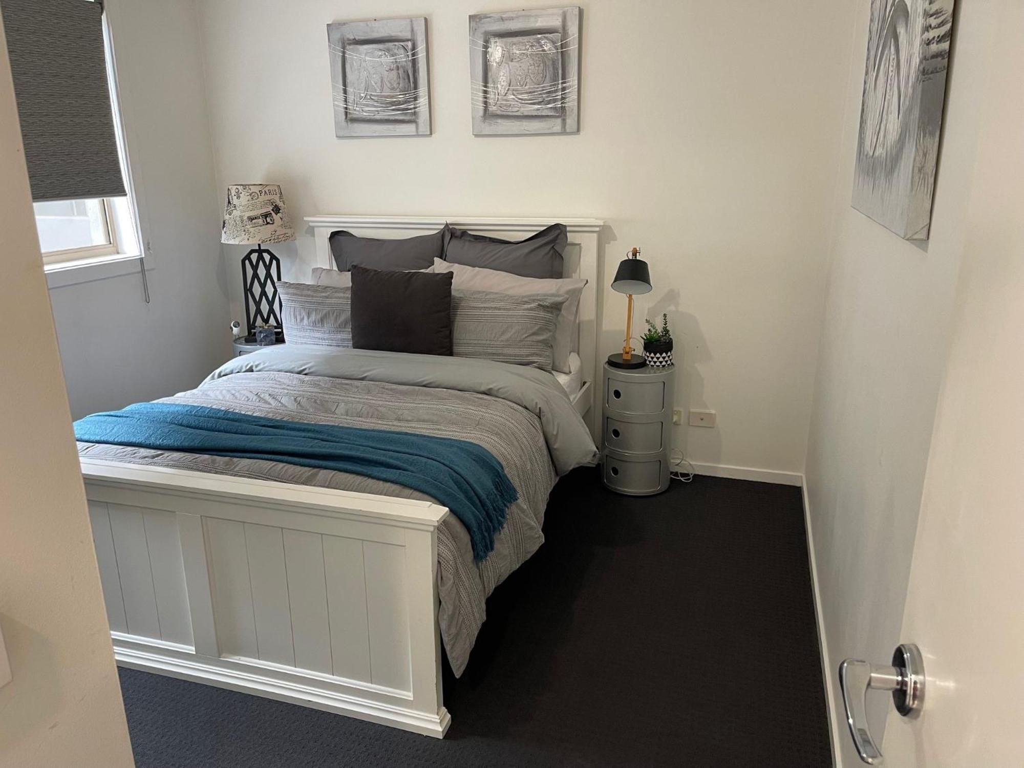 Qbn Cracker: 2Br, 2Ba, 2 Secure B/ Ment Car Parks Apartment Queanbeyan Exterior photo