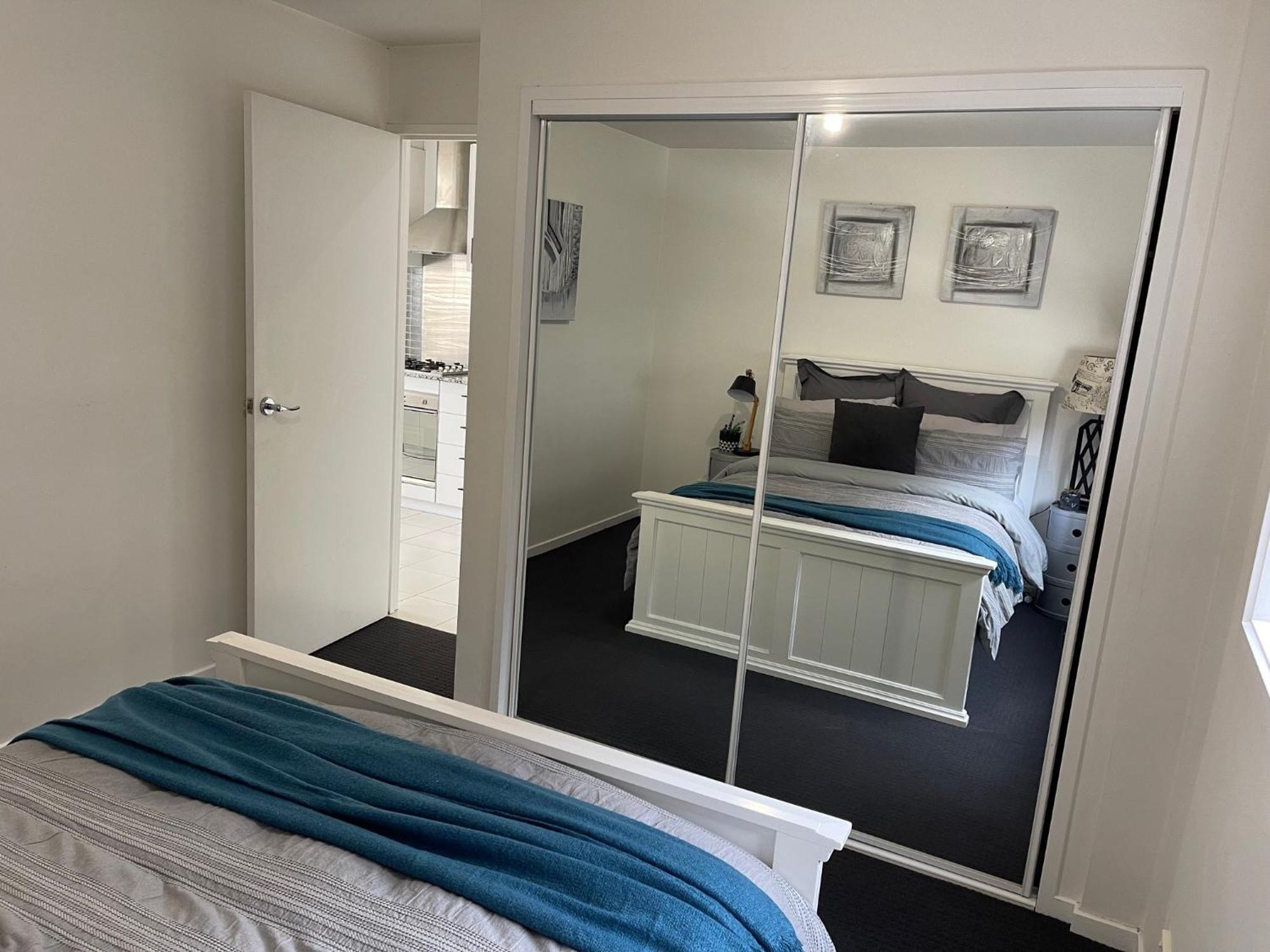 Qbn Cracker: 2Br, 2Ba, 2 Secure B/ Ment Car Parks Apartment Queanbeyan Exterior photo